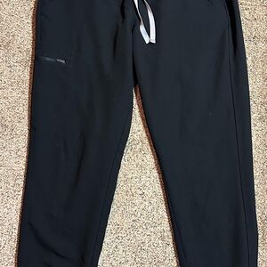 Figs Woman’s Black Jogger